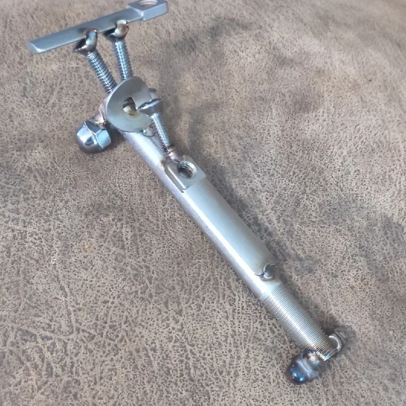 Racecar, metal folk art - Picture 2 of 5